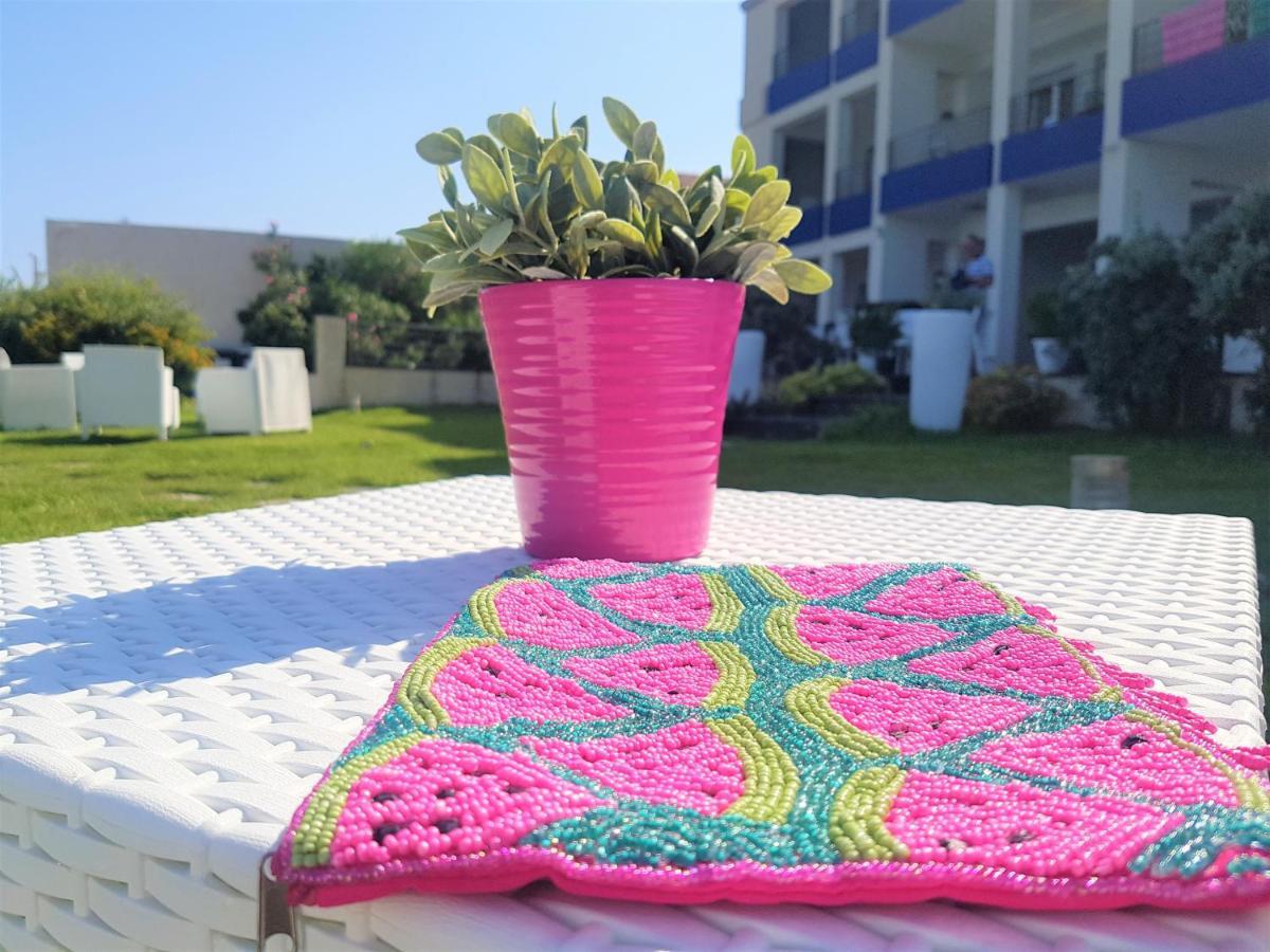 Appartamenti Vacanze Villa Meo Вилафранка Тирена Екстериор снимка